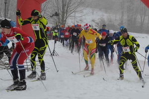 Półmetrowa pokrywa śniegu jest na Górze Dylewskiej, można biegać na nartach