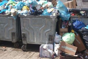 Nowy system odbioru śmieci w Olsztynie. Niby jest uchwała Rady Miasta, ale właściciele lokali nie wiedzą, co robić