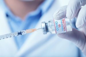 Pierwsze miasto chce obowiązkowych szczepień na koronawirusa