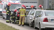 Wypadek na ul. Towarowej w Olsztynie. Zderzyły się trzy samochody