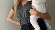 Ola Żebrowska mierzy jeansy sprzed ciąży. Też macie takie?
