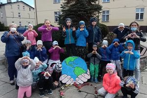 Przedszkolaki z „Trójki” uczciły Dzień Ziemi
