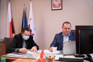 W nidzickim szpitalu zajętych jest 66 łóżek, a wolnych 24, w tym 15 łóżek zwykłych i 9 respiratorowych
