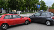 Uderzył w auto na skrzyżowaniu
