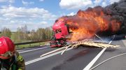Uwaga kierowcy! Pożar ciężarówki na DK16