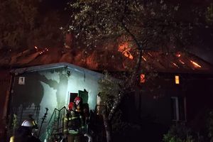 W pożarze stracili rodzinny dom. Zbierają pieniądze na jego odbudowę