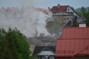 Pożar budynku przy ul. Młynowej w Olecku 