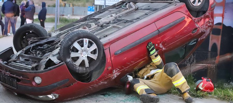 Do dachowania doszło około godz. 20.30 na ul. Saperskiej w Olsztynie