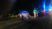 Wypadek między Mrocznem a Gwiździnami. Z samochodu nie zostało prawie nic [ZDJĘCIA]