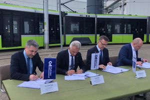 Prezydent Grzymowicz podpisał kontrakt na rozbudowę linii tramwajowej w Olsztynie