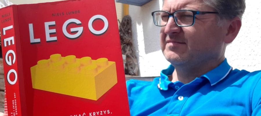Piotr Ambroziak ma kolekcję niepowtarzalnych figurek Lego