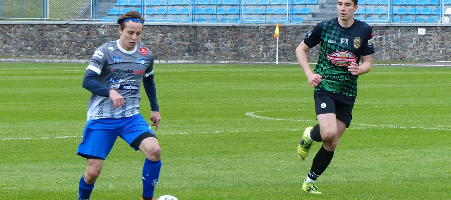 Cezary Nowiński zdobył jedną z bramek dla Jezioraka Iława w meczu z Mazurem Ełk
