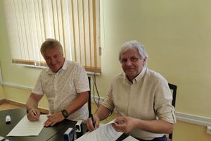 Podpisanie umowy na budowę oczyszczalni ścieków w Malinowie