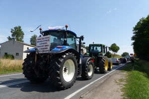 Rolnicy wyszli na ulice: Nas jest coraz mniej, za chwilę w ogóle nie będzie rolnictwa