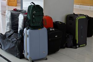 Policjanci z Olsztyna interweniowali w sprawie porzuconego bagażu