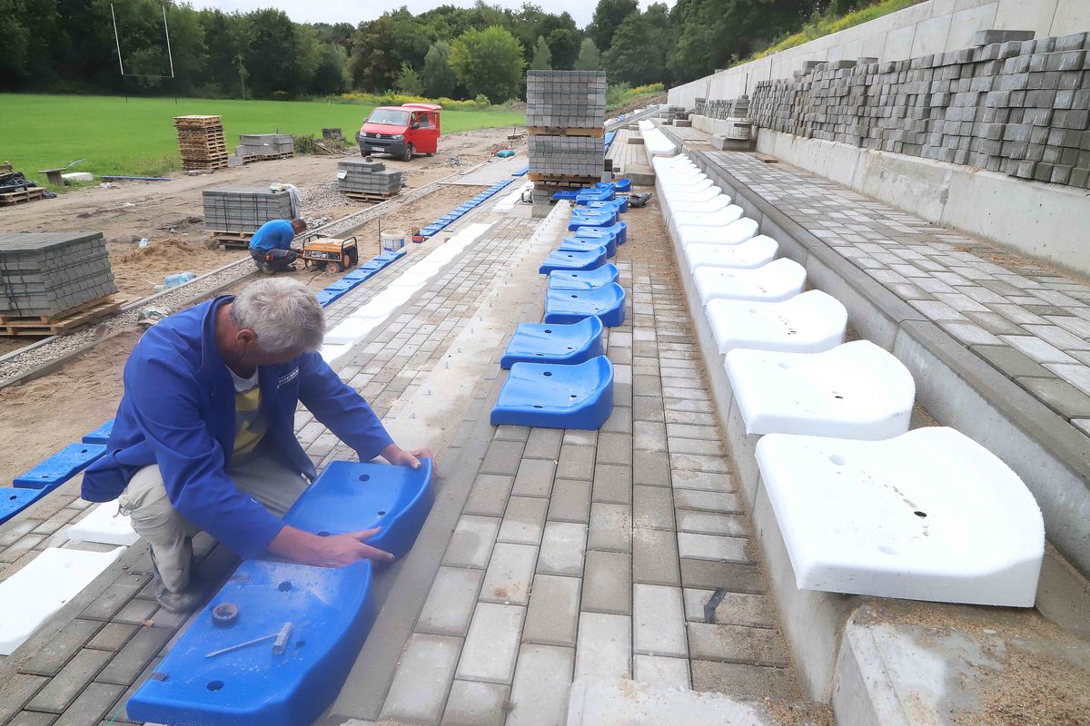 Prace przy budowie trybun na Olimpijskim Stadionie Rugby dobiegają końca.