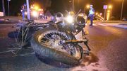 Mężczyzna uderzył w latarnię. Stracił panowanie nad motocyklem