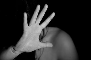  49-letni sprawca przemocy domowej aresztowany