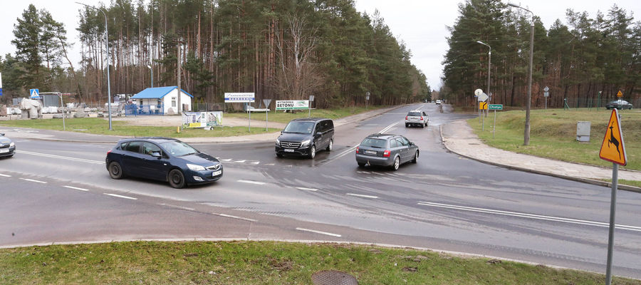 Rusza budowa ronda na drodze 51 koło Dywit