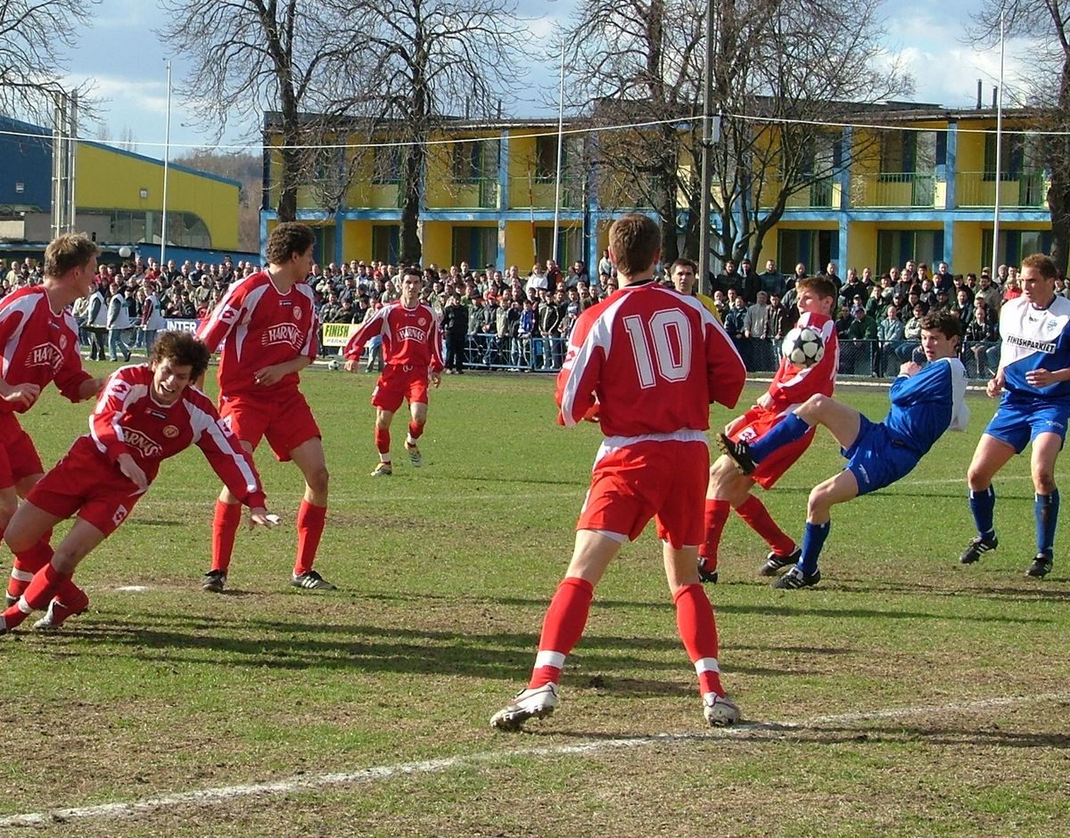 Sezon 2005/06: Finishparkiet Drwęca - Widzew 0:1