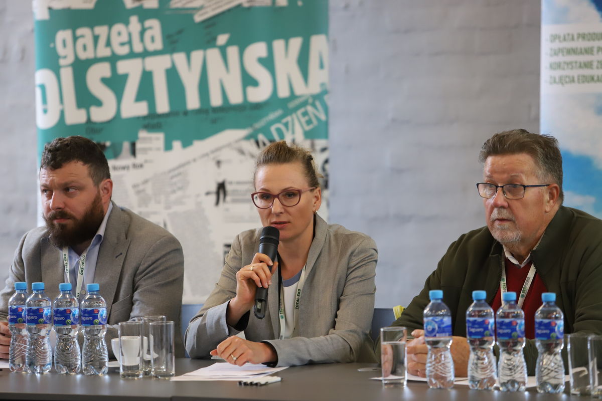Eko-piknik w Olsztynie. Paneliści (od lewej): Sławomir Kasiński, Agnieszka Rzymowska, Zdzisław Zdanowski