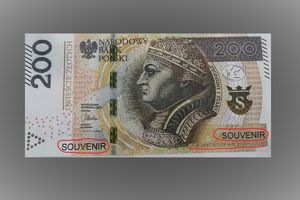 Policja ostrzega: pojawiły się fałszywe banknoty 200 złotowe