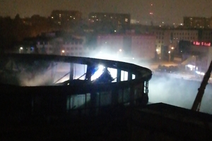 Hala Urania w Olsztynie w ogniu? Na miejscu pracowało 11 strażaków i trzy zastępy straży pożarnej 