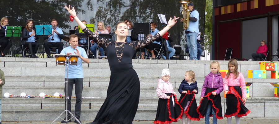 Zosia Dembińska uczyła tańca chętne dzieci