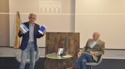 Nawet drewniana narta może być poezją