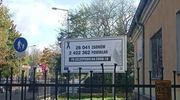 "Antyszczepionkowy" bilbord w centrum miasta