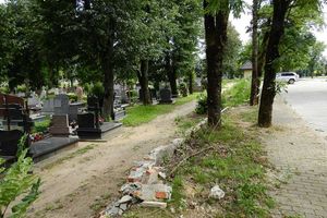 Olecko: Cmentarz nadal bez ogrodzenia