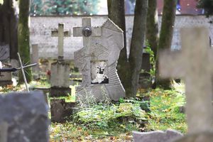 Olsztyńskie cmentarze w obiektywie