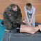 Żołnierze uczyli pierwszej pomocy w Szkole w Bezledach