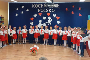 Dzieci z Przedszkola nr 2 uczciły Święto Niepodległości