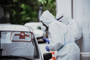 Koronawirus: ponad 9 tys. zakażeń.7 przypadków wariantu omikron w Polsce