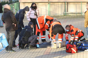 Młody mężczyzna spadł z 10 piętra na ul. Żołnierskiej w Olsztynie