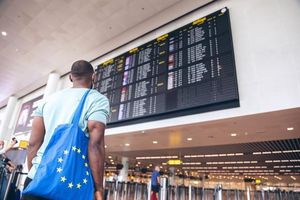 Koronawirus: Komisja proponuje wzmocnienie koordynacji działań na rzecz bezpiecznego podróżowania w UE