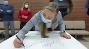 Żagiel dla WOŚP z autografem mistrzyni 
