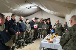 Wigilia żołnierzy z 20 Bartoszyckiej Brygady Zmechanizowanej  na granicy