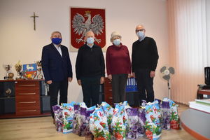 Pomoc świąteczna do starostwa