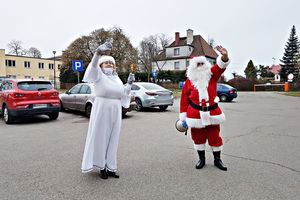 Święty Mikołaj i Śnieżynka 6 grudnia odwiedzą mieszkańców Giżycka