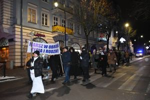 Ulicami Ełku przeszedł Marsz w Obronie Życia i Rodziny