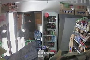 WŁAMALI SIĘ DO SKLEPU W STUPSKU