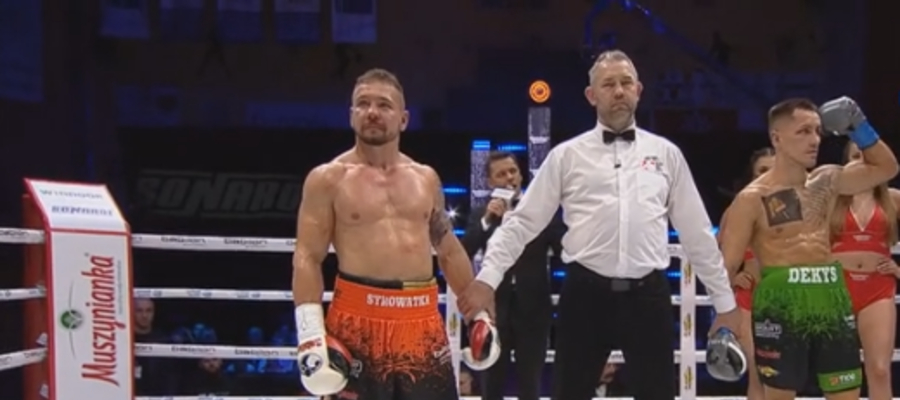 Michał Syrowatka przegrał z Lukasem Dekysem na gali Babilon Boxing Night (17 XII 2021)