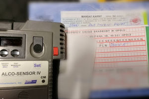 Tłumaczył policjantom, że wypił cztery piwa
