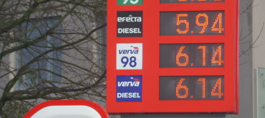 Ceny paliw powinny spaść po 1 lutego