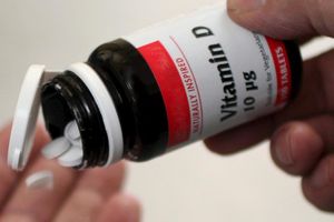Niedobór witaminy D zwiększa ryzyko ciężkiego przebiegu Covid-19
