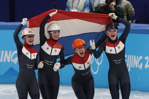 Pekin: short track - zwycięstwo Holenderek w sztafecie,