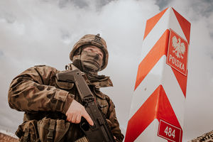 Wiceszef MSWiA: do wsparcia SG na granicy z Białorusią zostanie wysłanych dwa tysiące żołnierzy