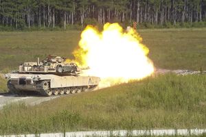 Szef MON: czołgi Abrams, na których będą szkolić się żołnierze WP są już w Polsce